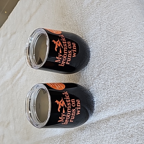 2 Insulated Wine Glasses - Picture 2 of 2